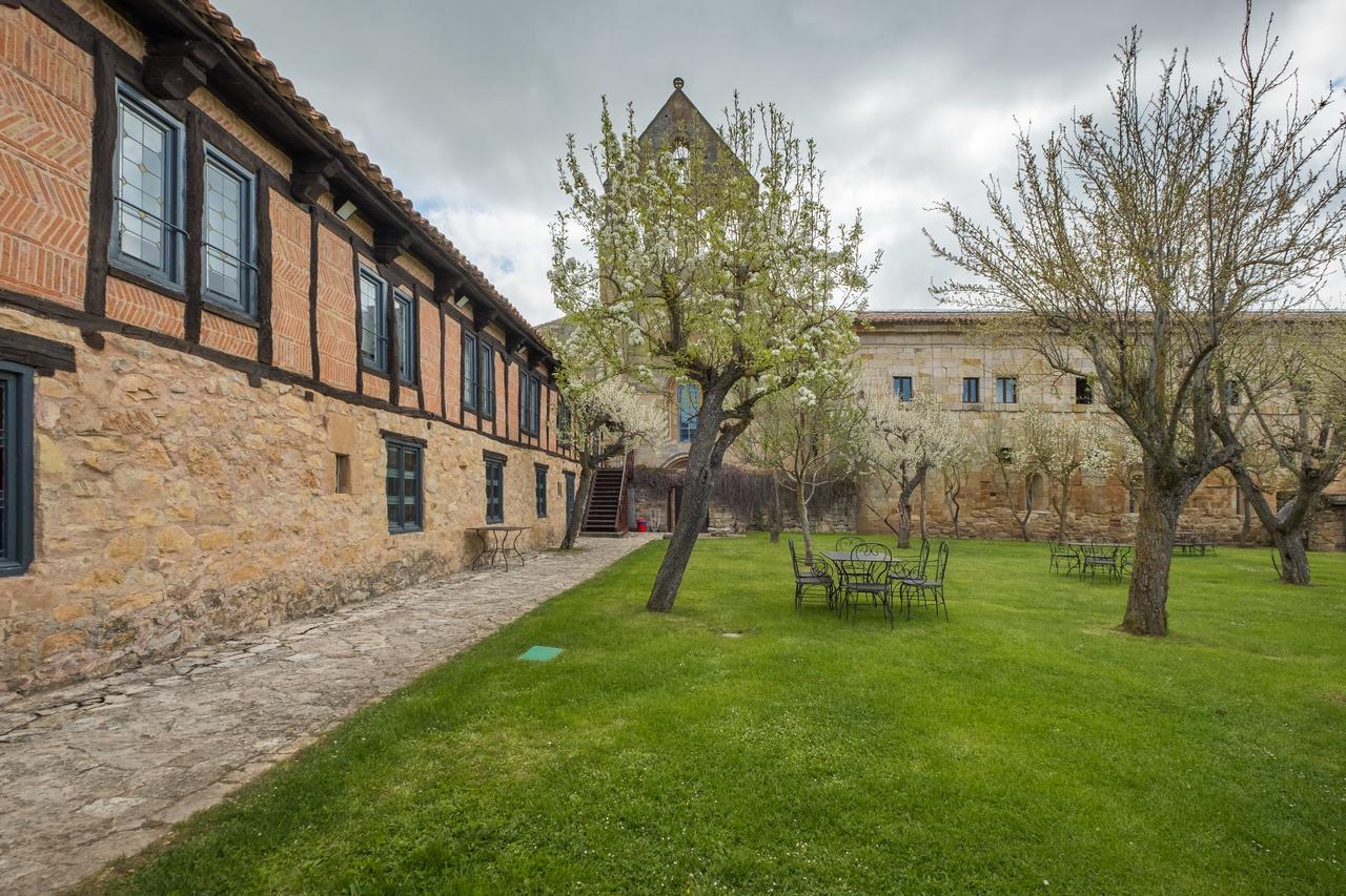 Hotel Posada Santa Maria La Real Aguilar de Campóo المظهر الخارجي الصورة