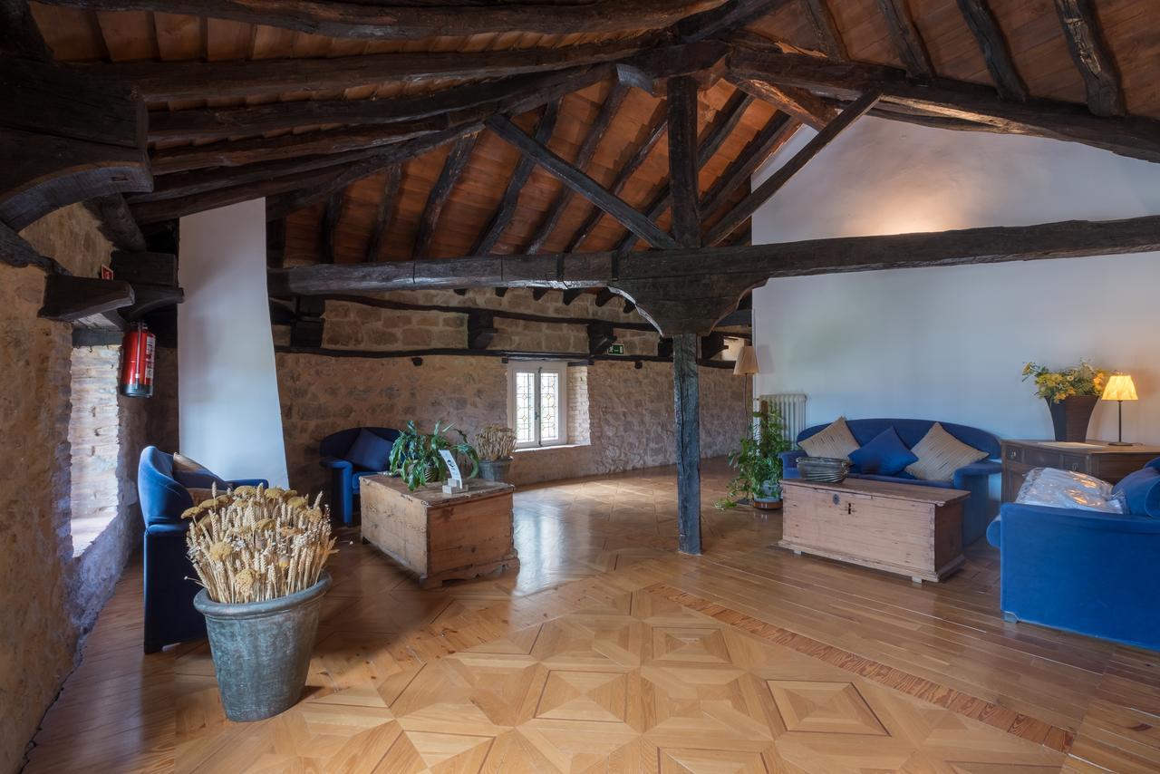 Hotel Posada Santa Maria La Real Aguilar de Campóo المظهر الخارجي الصورة